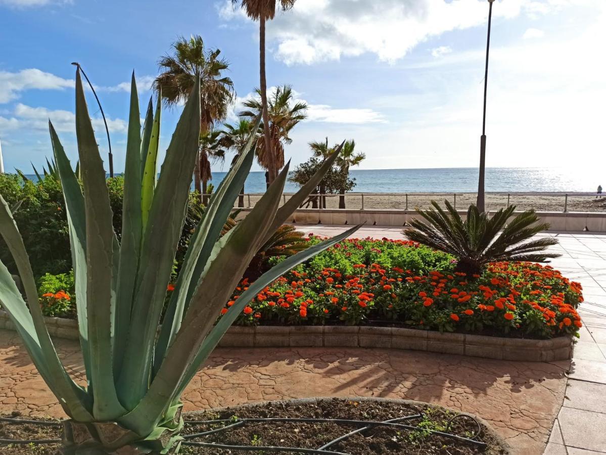 Apartamento Vacacional Paseo Maritimo Estepona Apartment Bagian luar foto